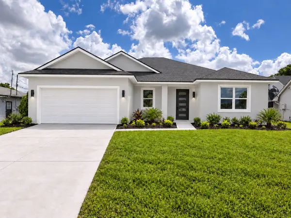 200 Memorial Drive, SEBRING, FL 33870