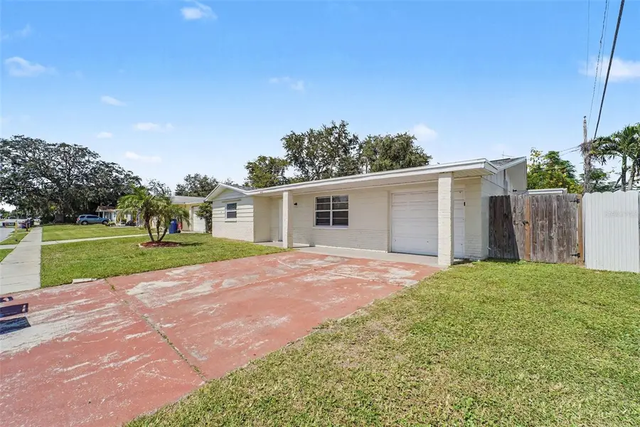 4631 Eastwood Lane, Holiday, FL 34690 - #2