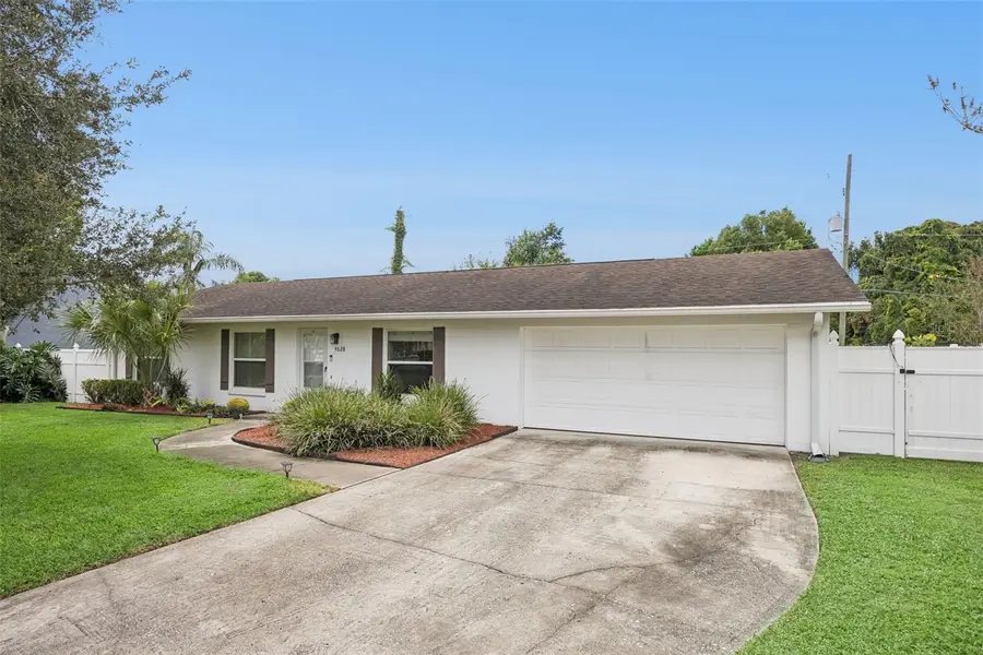 4628 S Shore Road, Orlando, FL 32839 - #2