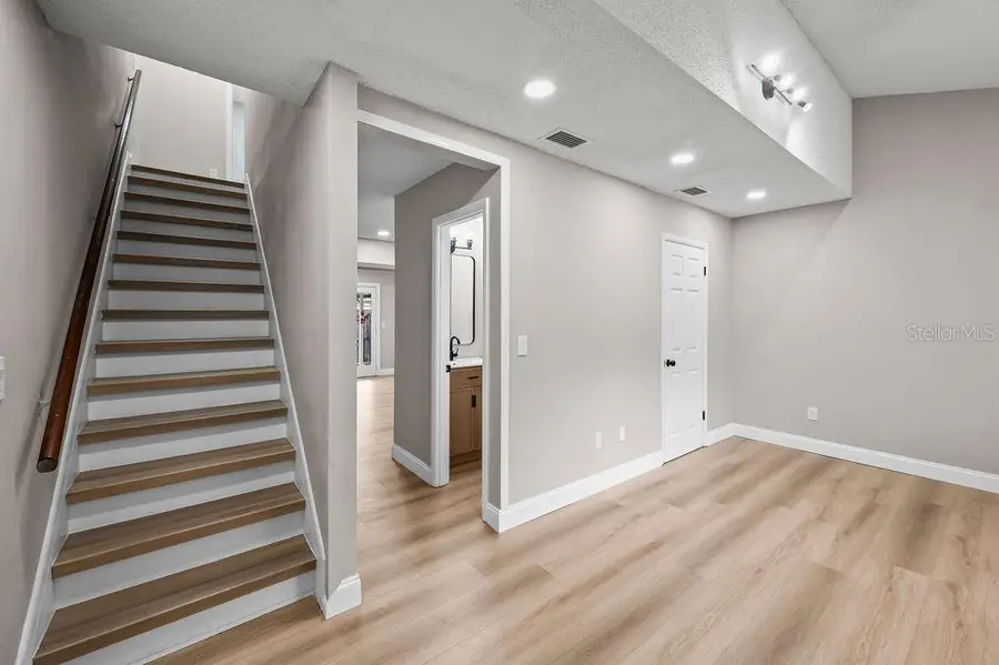 824 W 25th Street, Sanford, FL 32771 - #2