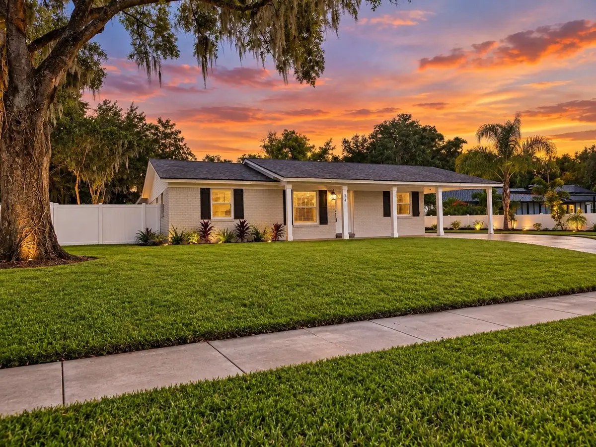 24 W Garden Avenue, Winter Garden, FL 34787 - #1