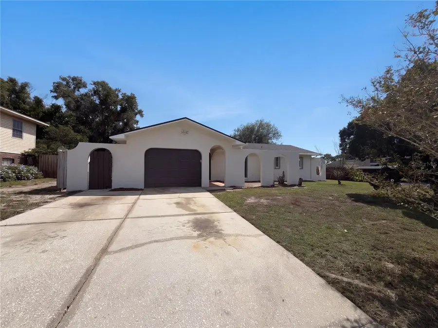1170 N 11th Street, Eagle Lake, FL 33839 - #2