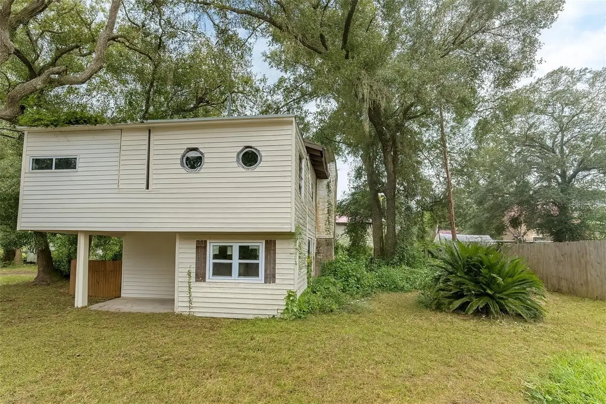 20850 SE 156th Place, Umatilla, FL 32784 - #1