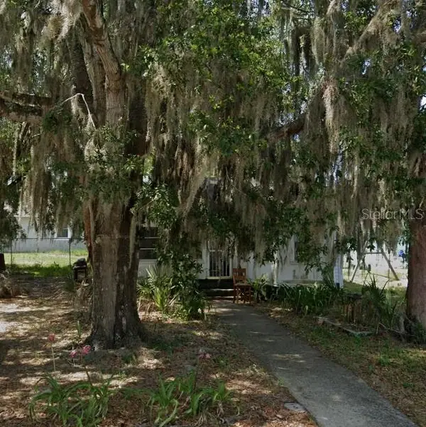 926 E Clifford Avenue, EUSTIS, FL 32726
