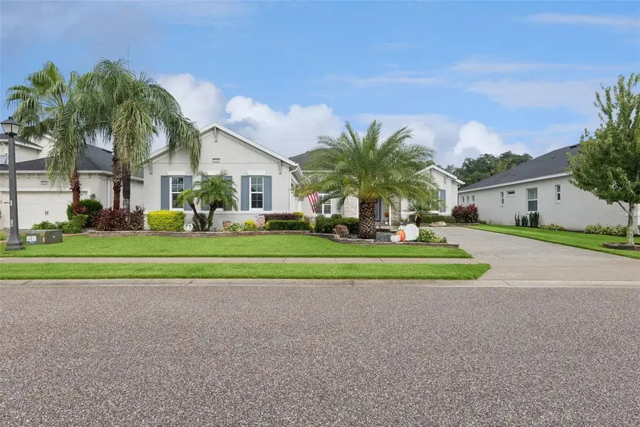 8400 Bridgeport Bay Circle, Mount Dora, FL 32757 - #2