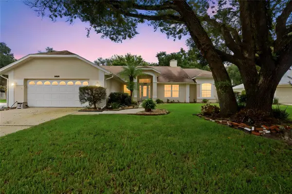 1539 Hawkesbury Court, WINTER GARDEN, FL 34787