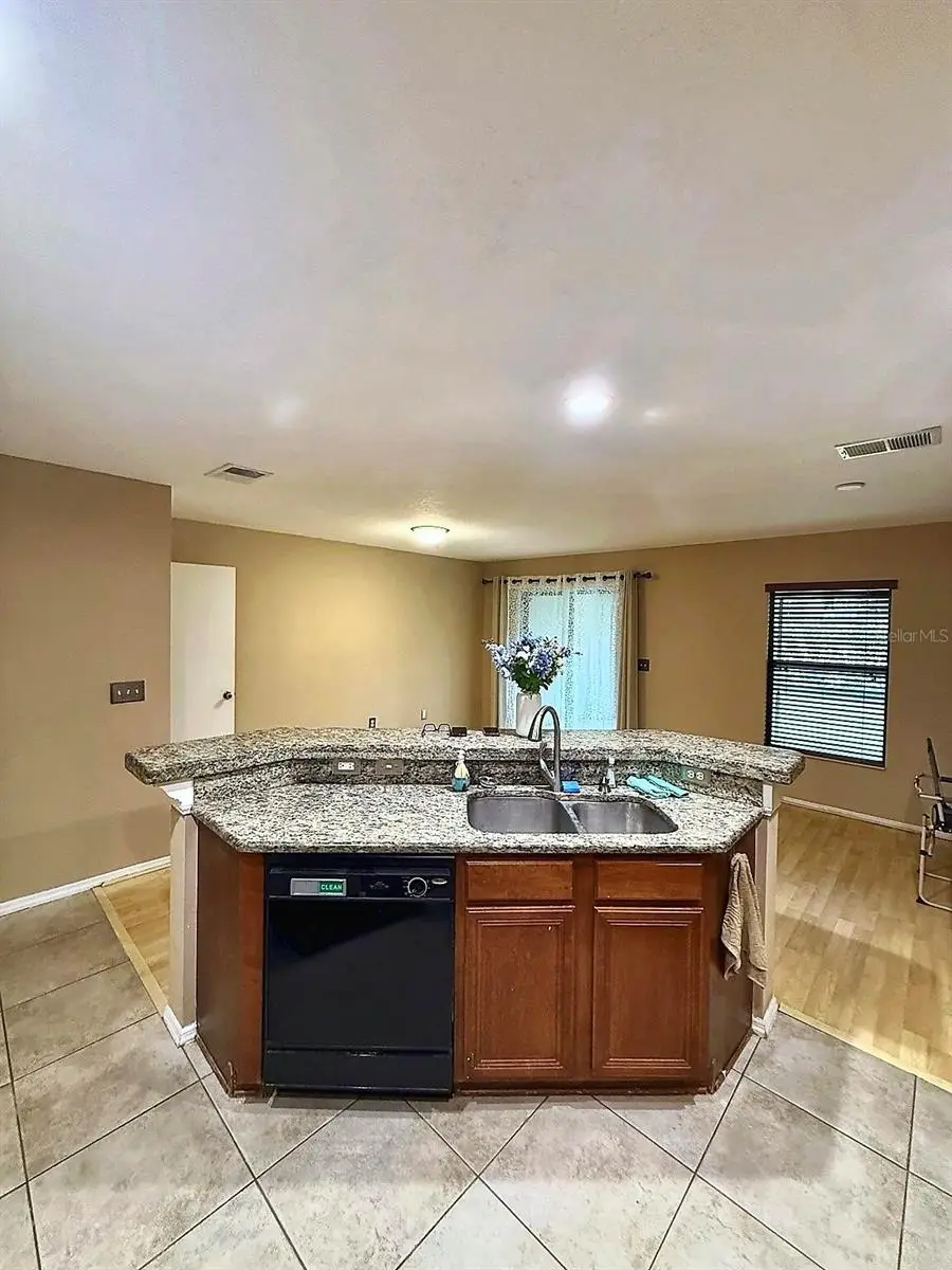 2607 Oleander Lakes, Brandon, FL 33511 - #2