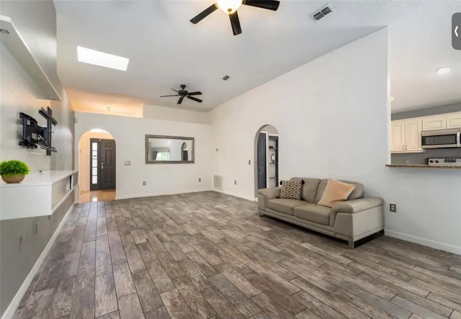 307 Cardiff Avenue, Davenport, FL 33897 - #2