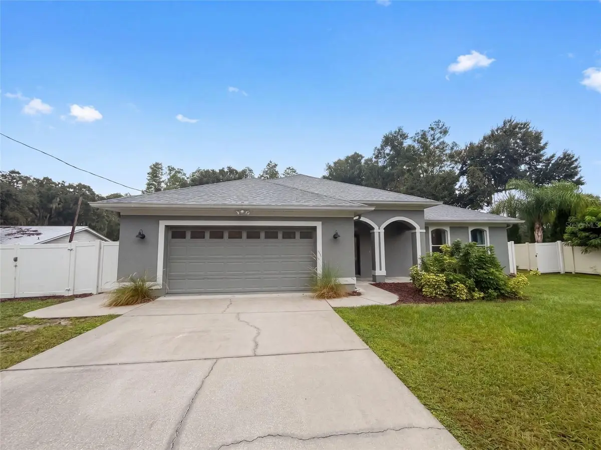 219 Willow Bend Parkway, Lutz, FL 33549 - #1