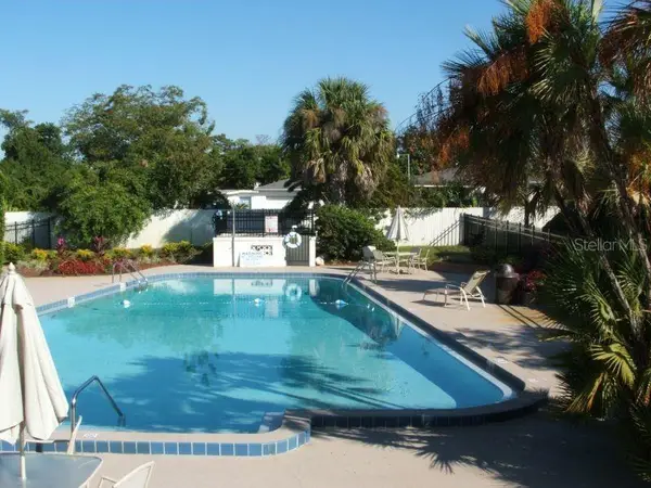 5317 Curry Ford Road #J102, ORLANDO, FL 32812