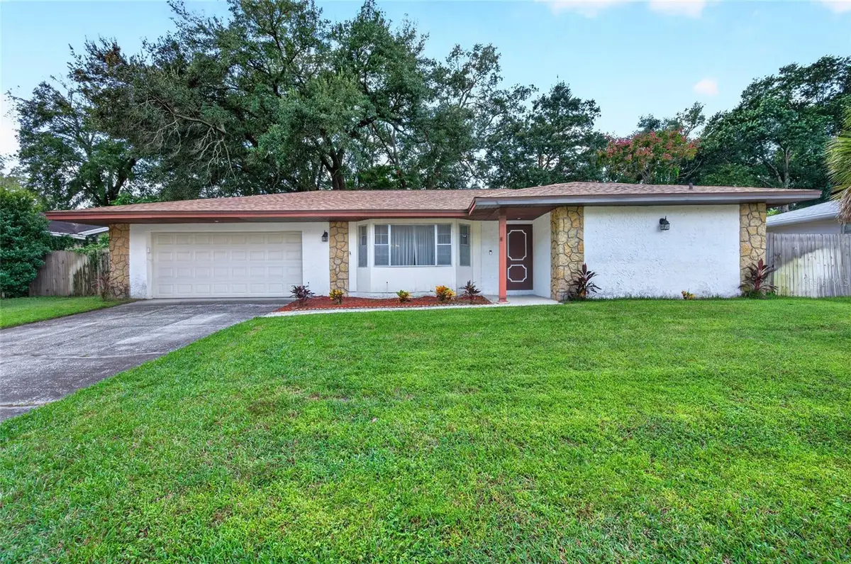 608 Parkwood Avenue, Altamonte Springs, FL 32714 - #1