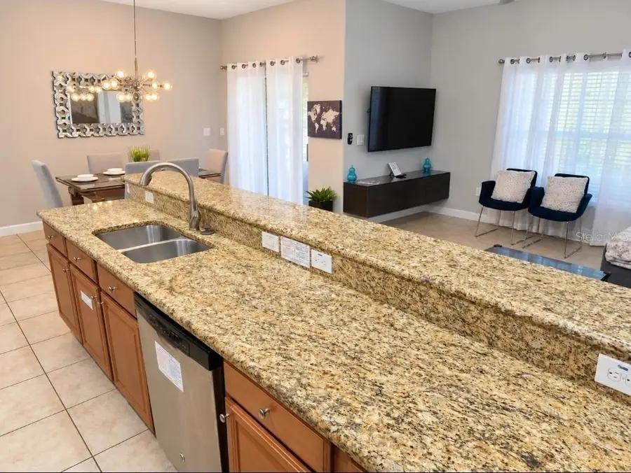8961 Bismarck Palm Rd, Kissimmee, FL 34747 - #2