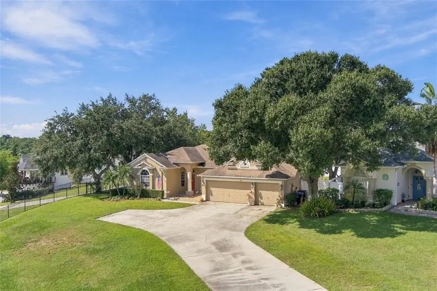 270 Lake Darby Place, Gotha, FL 34734 - #2