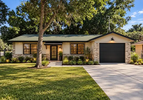 2240 Gabarone Boulevard, AUBURNDALE, FL 33823