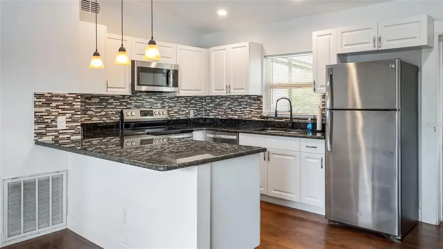 109 Oakland Avenue, Sanford, FL 32773 - #3