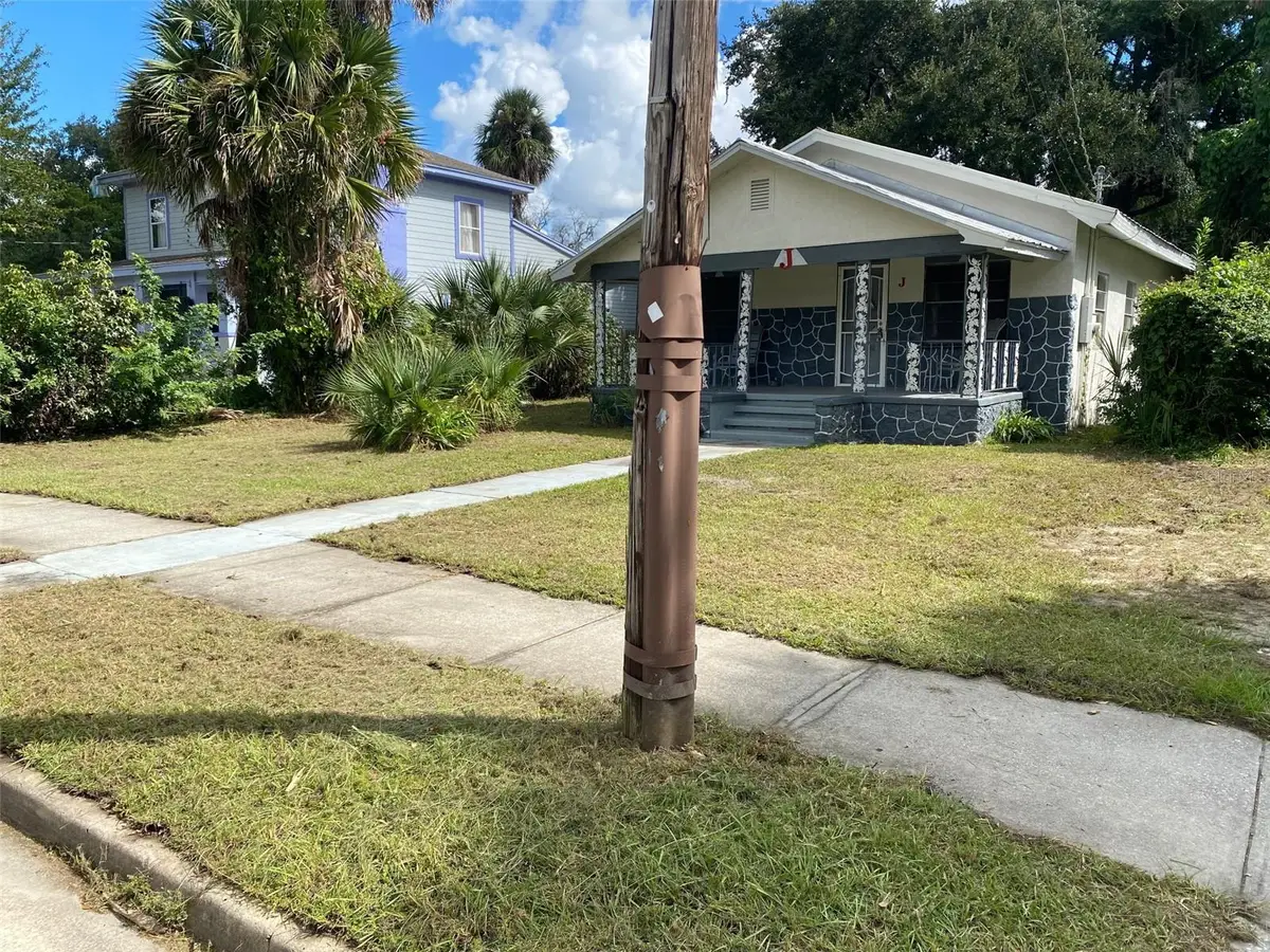 1121 S Locust Avenue, Sanford, FL 32771 - #1