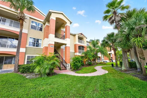1950 Summer Club Drive #310, OVIEDO, FL 32765