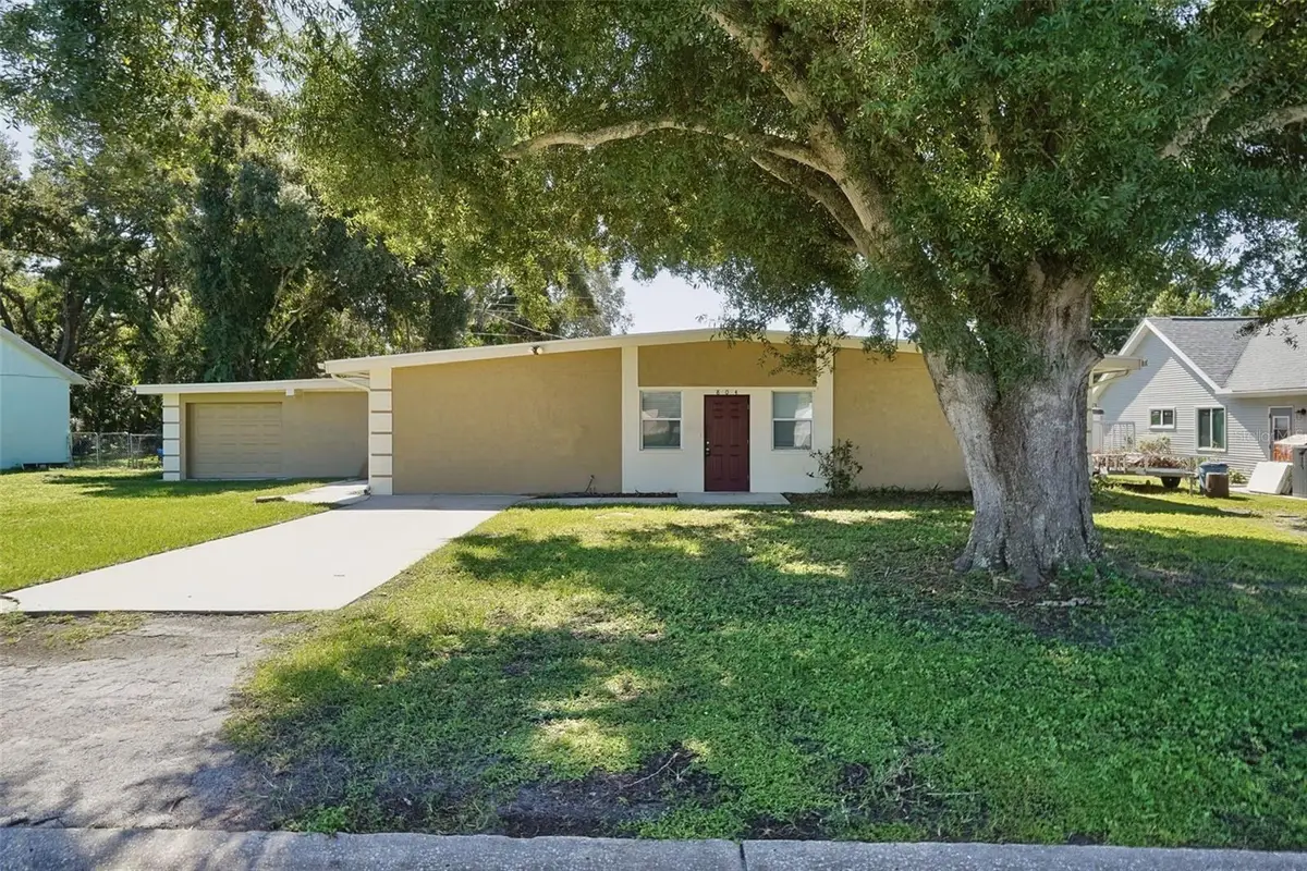 804 68th Avenue W, Bradenton, FL 34207 - #1