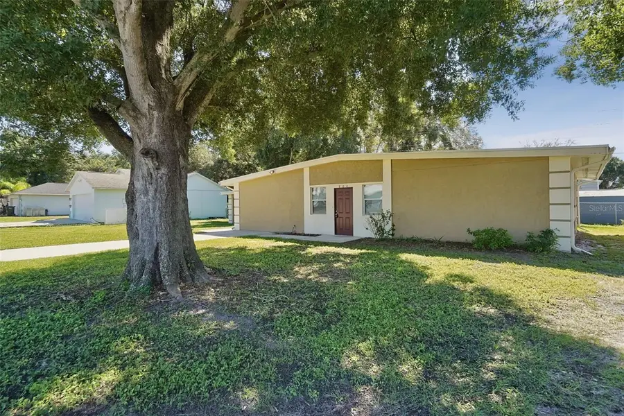 804 68th Avenue W, Bradenton, FL 34207 - #2