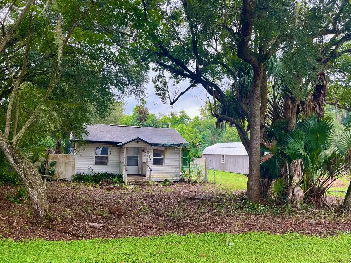 613 W Date Street, Lake Wales, FL 33859 - #1