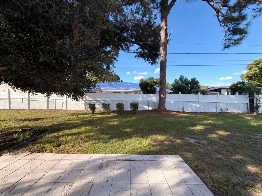 117 66th Avenue W, Bradenton, FL 34207 - #2