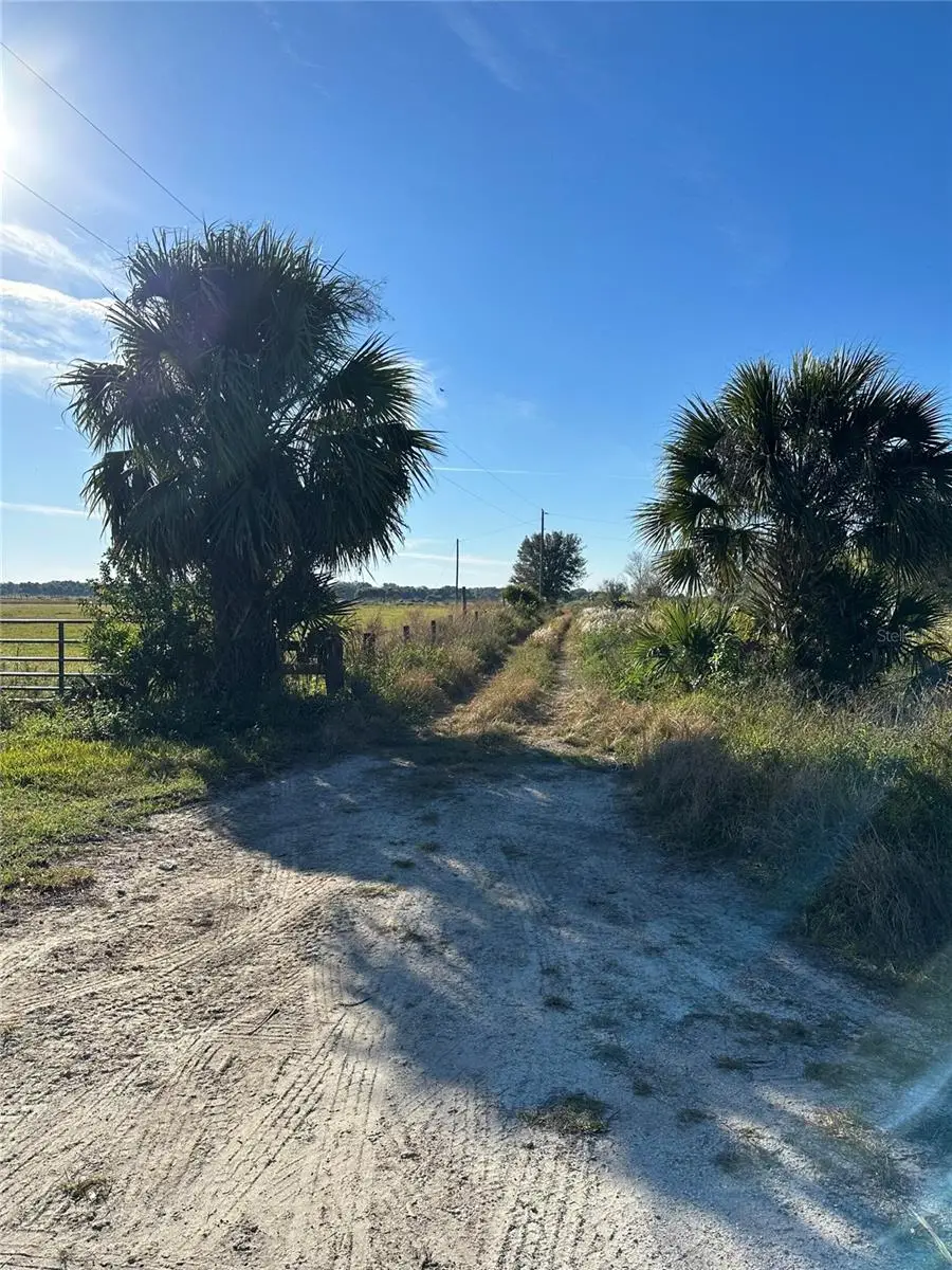 18057 NW 190th Road, Okeechobee, FL 34972 - #1