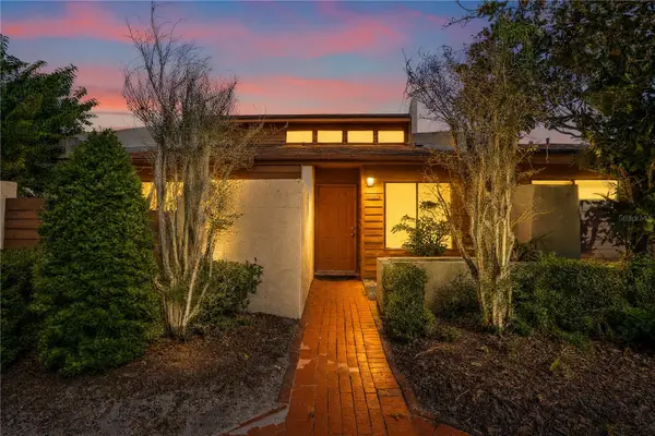 679 W Cranes Circle, ALTAMONTE SPRINGS, FL 32701