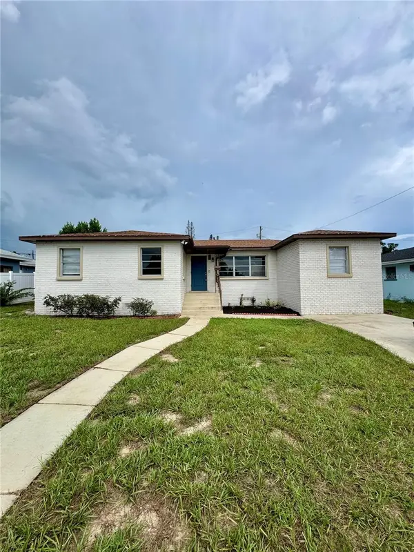 911 Exmoor Way, LAKE WALES, FL 33853