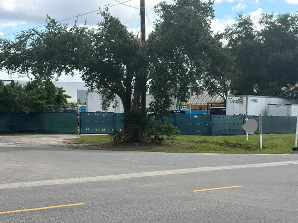2100 Rayburn Street, ORLANDO, FL 32824
