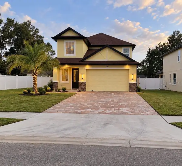 740 Magnolia Street, WINTER GARDEN, FL 34787