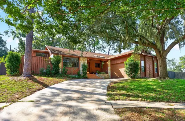1110 Pine Oaks Court, APOPKA, FL 32712