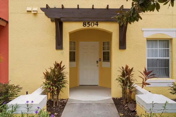 8504 Crystal Cove Loop, KISSIMMEE, FL 34747