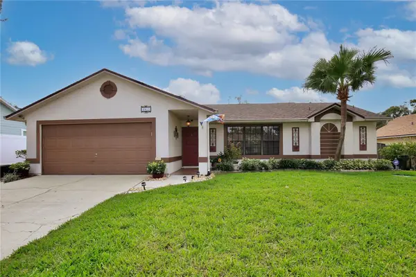 6833 Woodgrain Court, OCOEE, FL 34761