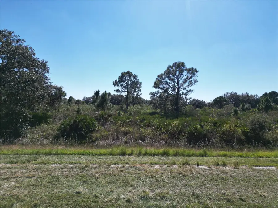 15031 NW 262nd Street, Okeechobee, FL 34972 - Image #2