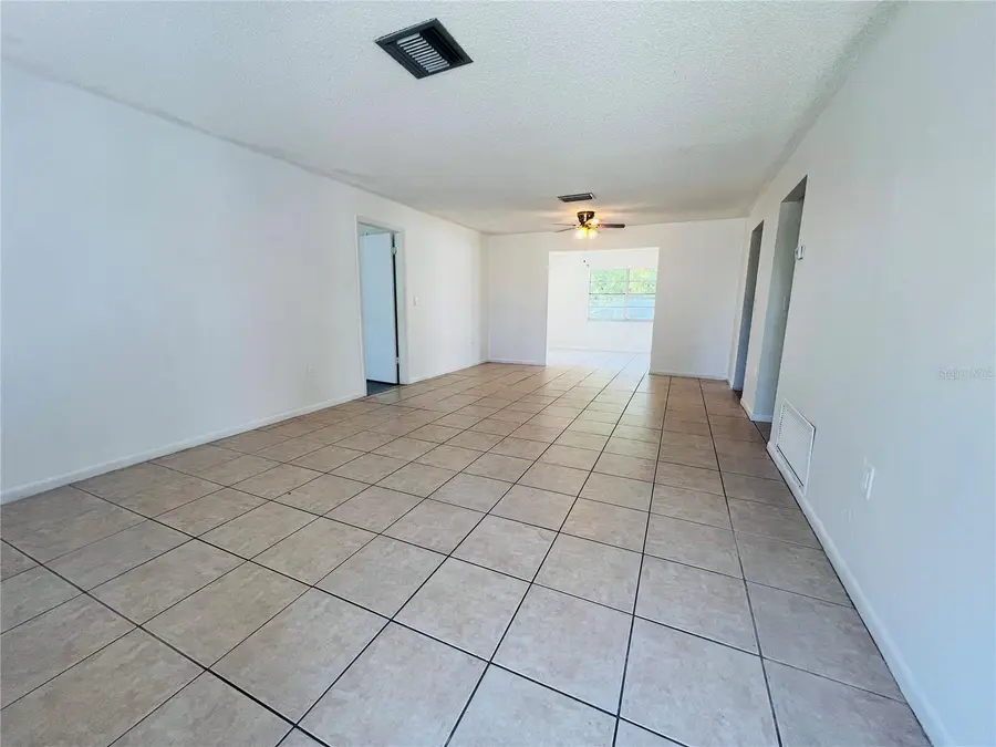 14646 SW 43rd Court Road, Ocala, FL 34473 - Image #3