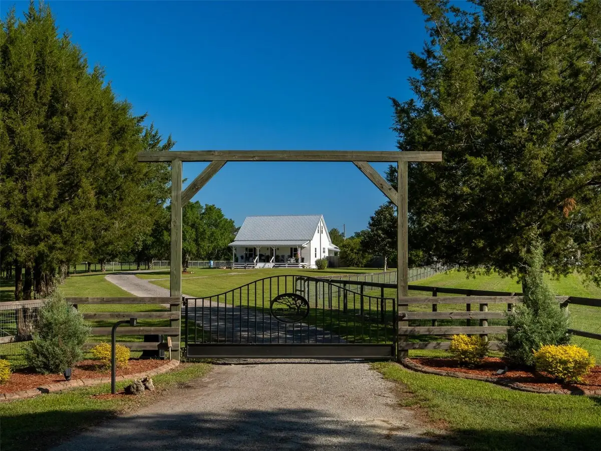 16993 NW 165th Street, Williston, FL 32696 - Image #1