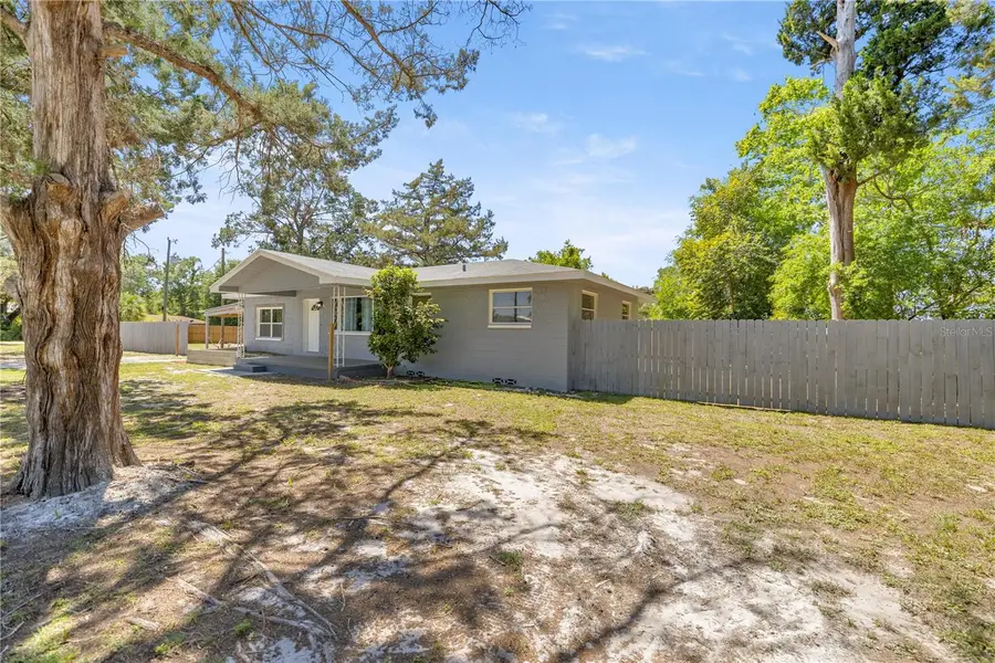 1025 NE 4th Street, Chiefland, FL 32626 - Image #2