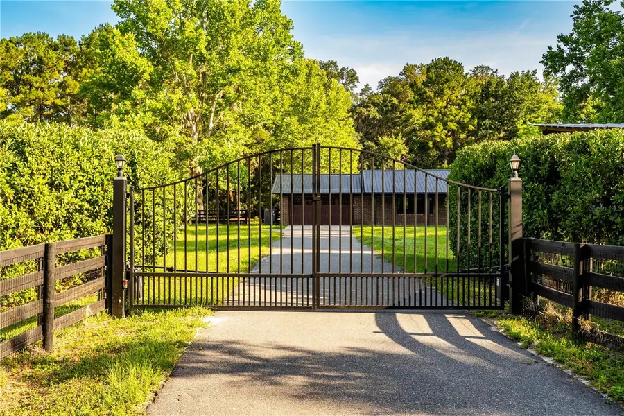 106 SE 175th Avenue, Micanopy, FL 32667 - Image #2