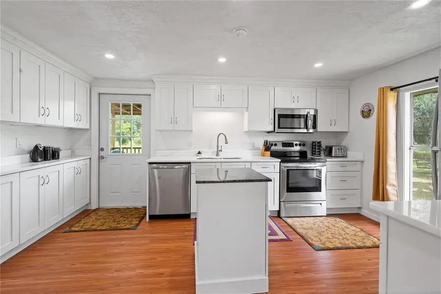 6850 SE 192nd Court, Morriston, FL 32668 - Image #3