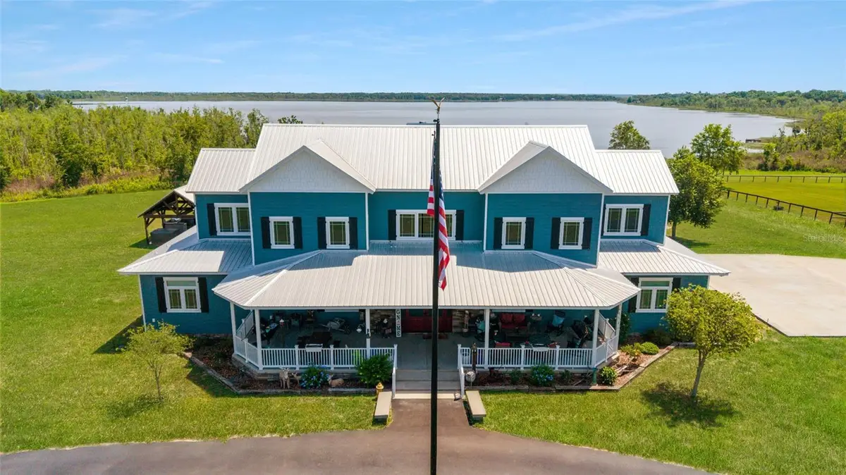 5251 SE 180th Avenue Road, Ocklawaha, FL 32179 - Image #1