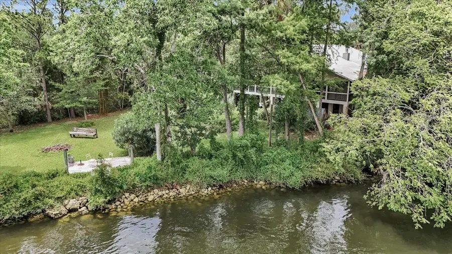 35 Magnolia Avenue, Yankeetown, FL 34498 - Image #2