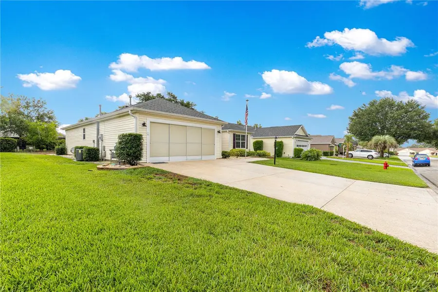 9161 SE 169th Bentley Street, The Villages, FL 32162 - Image #2