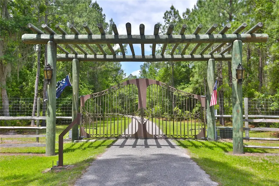 15305 NW Hwy 320, Micanopy, FL 32667 - Image #2