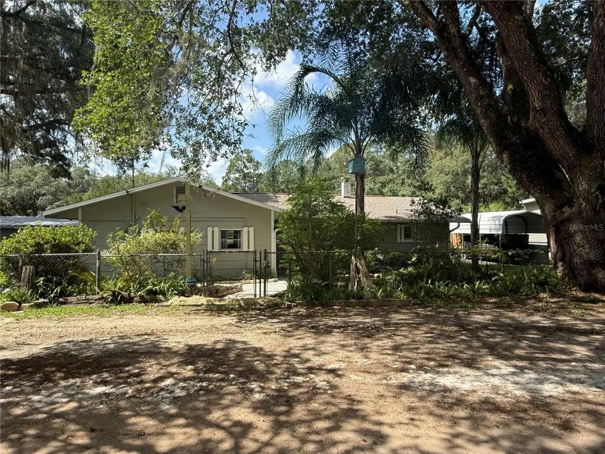 20920 NE 142nd Place, Lake Kerr, FL 32134 - Image #1