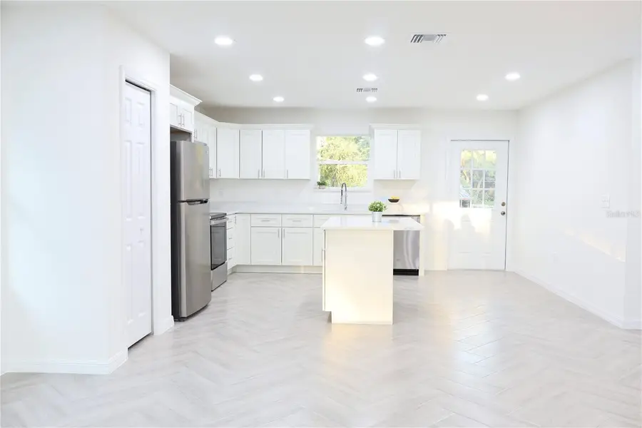 4224 SE 131 Place, Belleview, FL 34420 - Image #2