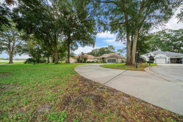 10614 SW 71st Circle, OCALA, FL 34476