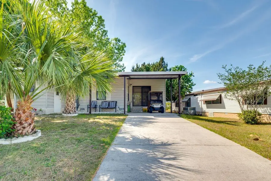 1224 Dustin Drive, Lady Lake, FL 32159 - Image #2