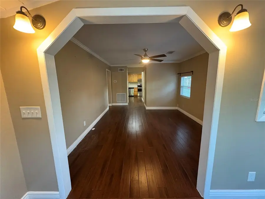 107 6th Street Ne, Largo, FL 33770 - Image #3