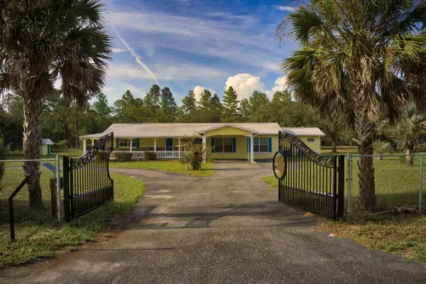 23061 SW Nautilus Boulevard, DUNNELLON, FL 34431