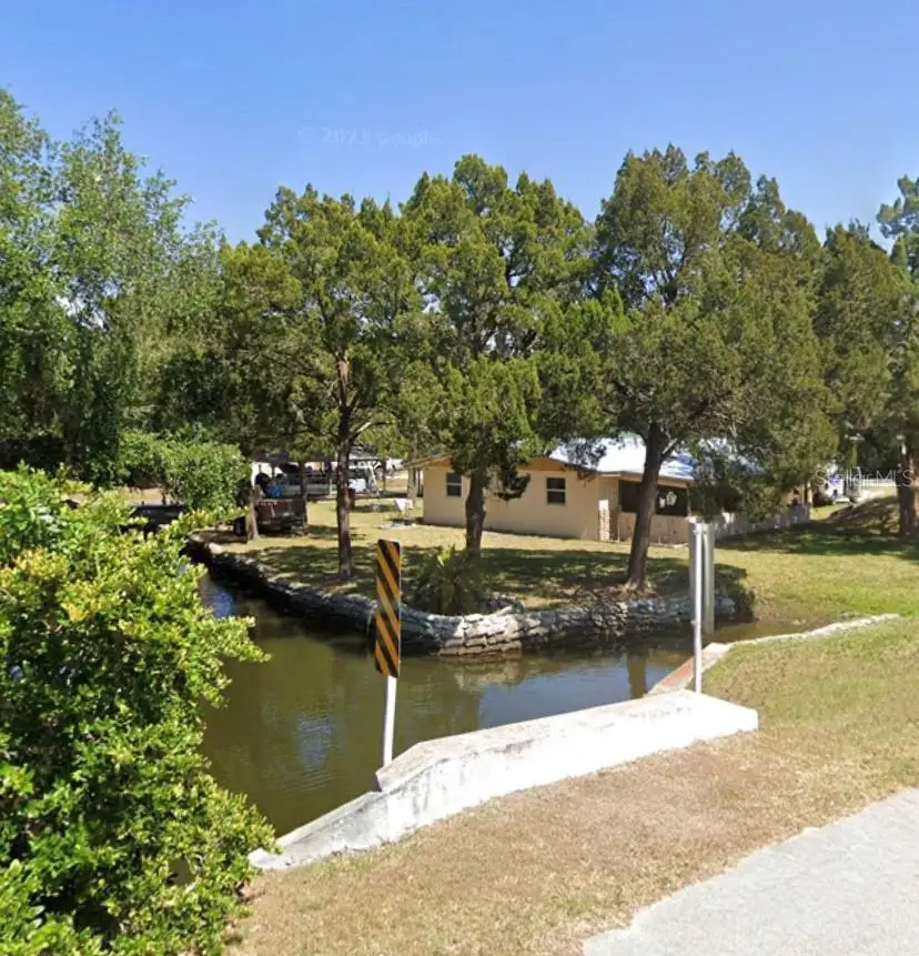 2221 S Waterman Drive, Crystal River, FL 34429 - Image #3